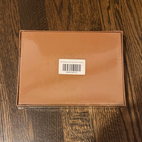 Taylor Swift Sealed Speak Now Guitar Puzzle - Picture 2 of 2